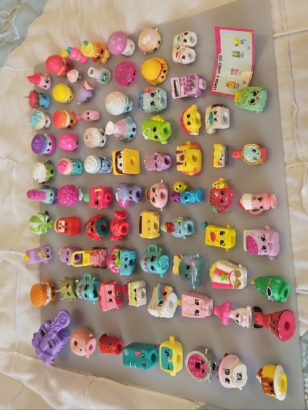 Shopkins Mini Figure Lot - Pink, Yellow, Blue, Purple, Green